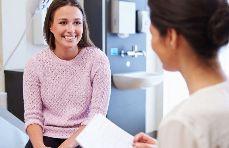 أهمية الاستشارة الطبية قبل إجراء عمليات التجميل